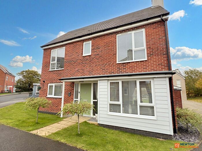 3 Bedroom Detached House For Sale In Spruce Drive, Ravenstone, LE67