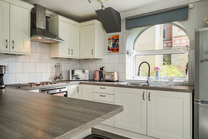 2 Bedroom House To Rent In The Cranfield, Hine Hall, Mapperley, NG3