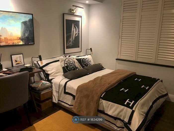 Studio To Rent In Chelsea, London, SW10