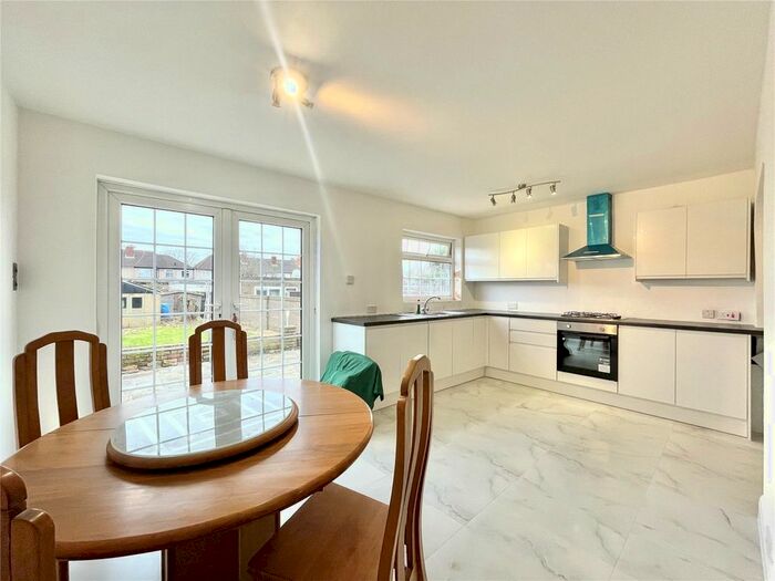 4 Bedroom Semi-Detached House To Rent In Malvern Avenue, Harrow, HA2