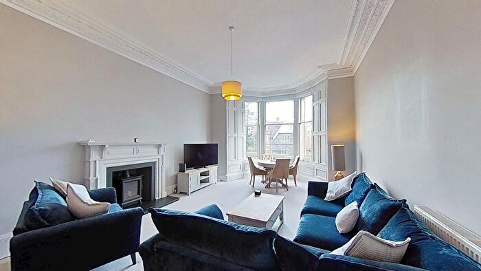 2 Bedroom Flat To Rent In Murrayfield Avenue, Edinburgh, EH12