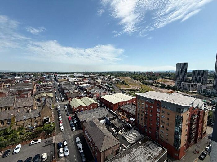 1 Bedroom Apartment To Rent In Britton House, M4