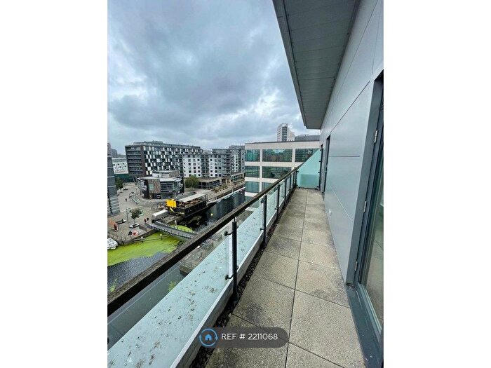 1 Bedroom Flat To Rent In Mackenzie House, Hunslet, Leeds, LS10