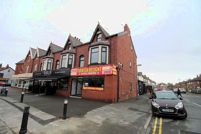 1 Bedroom Apartment To Rent In A Trafalgar Street, FY8