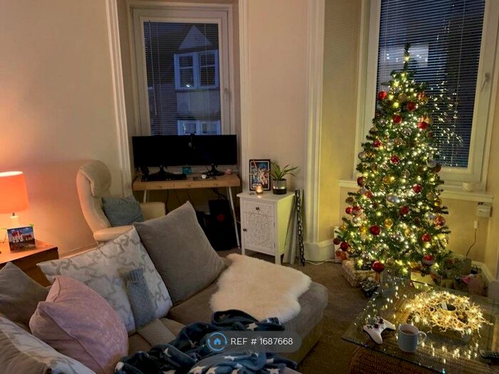 2 Bedroom Flat To Rent In East High Street, Crieff, PH7