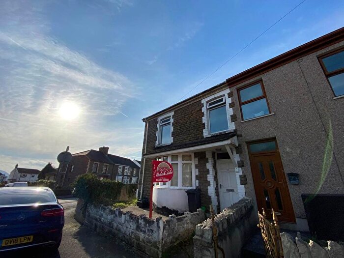 1 Bedroom Flat To Rent In Cardonnel Road, Skewen, Neath, SA10