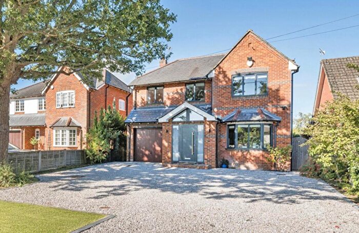 5 Bedroom Detached House For Sale In Glaziers Lane, Normandy, GU3