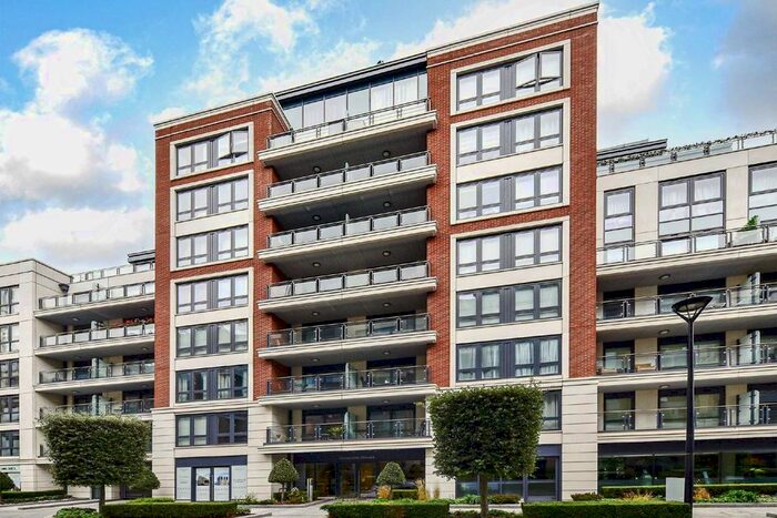 Studio To Rent In Park Street, London, SW6