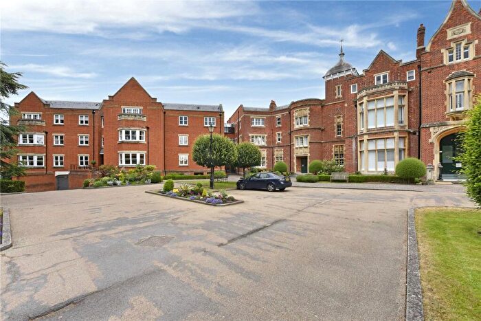 2 Bedroom Apartment To Rent In Pemberley Lodge, Longbourn, Windsor, Berkshire, SL4