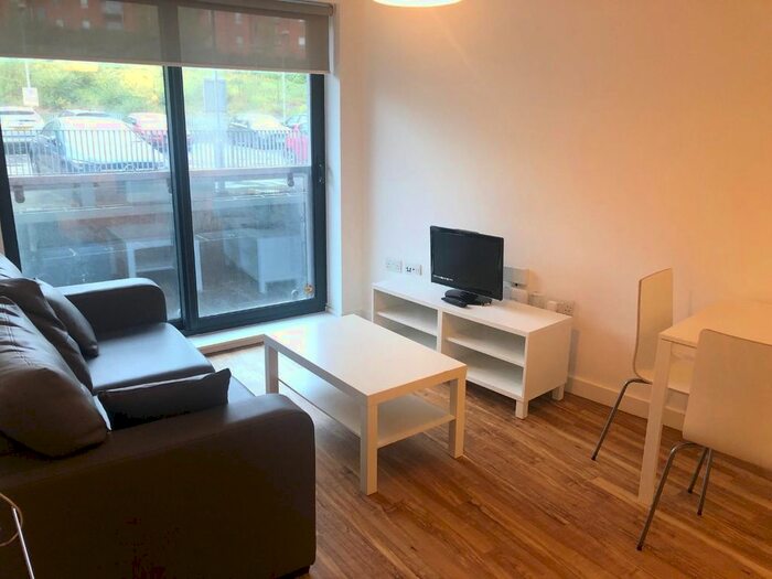 2 Bedroom Flat To Rent In Aire, Cross Green Lane, Leeds, LS9