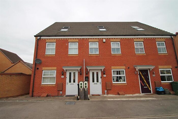 3 Bedroom Terraced House For Sale In Brythill Drive, Brierley Hill, DY5