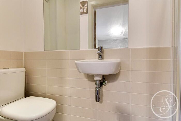 2 Bedroom Flat For Sale In Centre Point, Regent Street Chapel Allerton, Leeds, LS7
