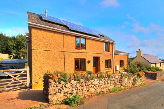 6 Bedroom Detached House For Sale In The Cottage, Landimore, North Gower, SA3