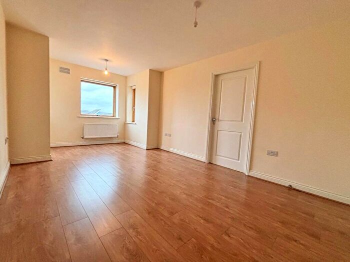 2 Bedroom Apartment To Rent In Countess Way, Broughton, Milton Keynes, MK10