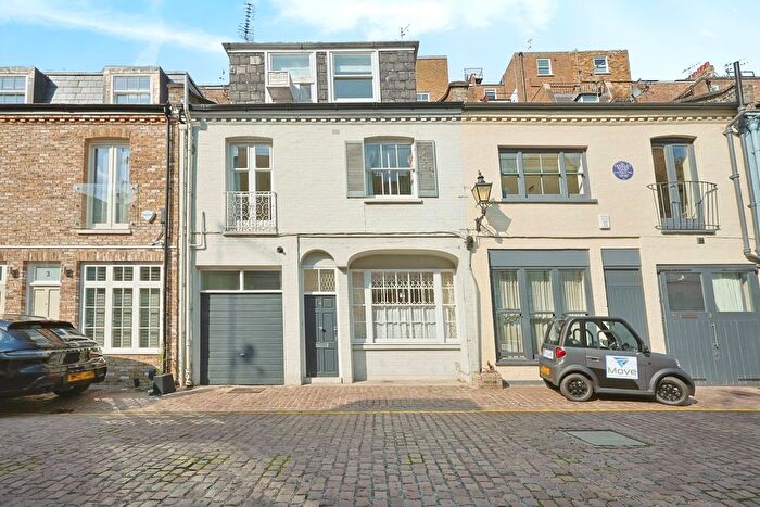4 Bedroom Terraced House To Rent In Petersham Mews, London, SW7