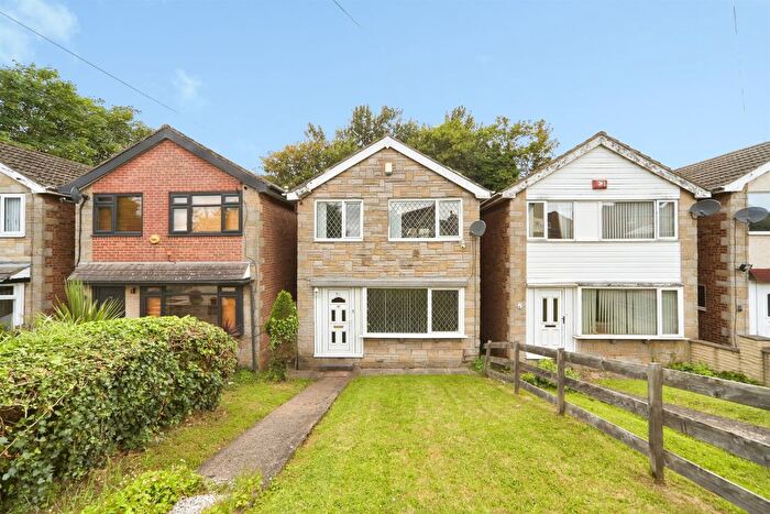 3 Bedroom Detached House For Sale In Hough End Lane, Leeds, LS13