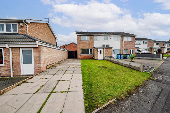 3 Bedroom Semi-Detached House For Sale In Clayton Drive, Thurmaston, Leicestershire, LE4