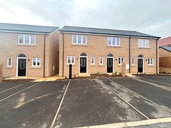 2 Bedroom Property To Rent In Wagtail Road, Downham Market, PE38