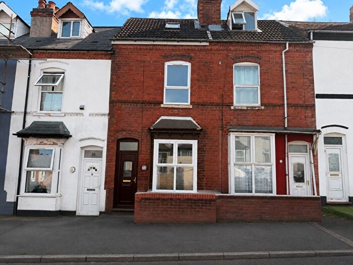3 Bedroom Terraced House For Sale In Parkhill Road, Smethwick, B67