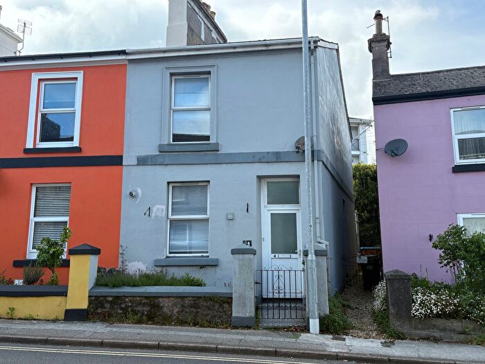 2 Bedroom Property To Rent In Upton Road, Torquay, TQ1