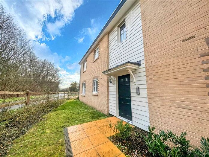 1 Bedroom Flat For Sale In Middleton Mews, Brightlingsea, CO7