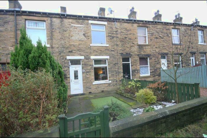2 Bedroom Terraced House To Rent In Glen Terrace, Hipperholme, Halifax, HX3