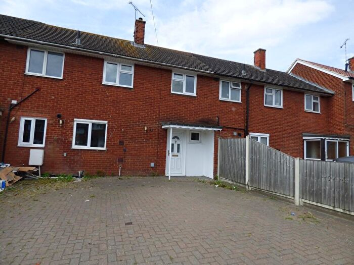 3 Bedroom Terraced House To Rent In Whitmore Way, Basildon, SS14