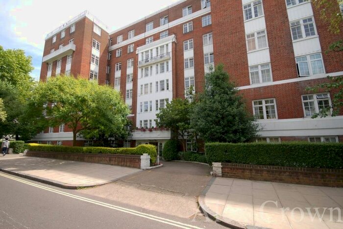 Studio To Rent In Langford Court, Abbey Road, St Johns Wood, NW8