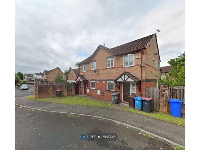 2 Bedroom Semi-Detached House To Rent In Salford, Salford, M7