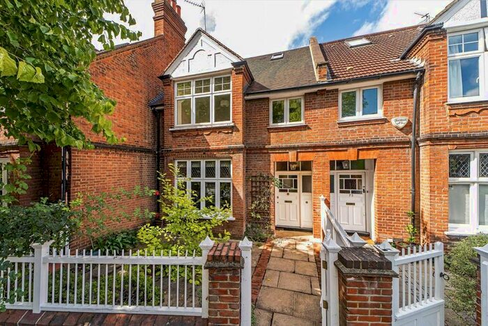 5 Bedroom Property To Rent In Woodstock Road, London, W4