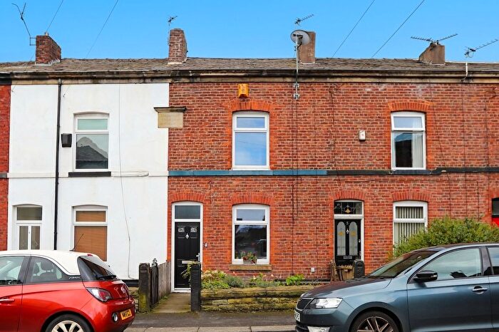 2 Bedroom Terraced House For Sale In York Street, Whitefield, M45