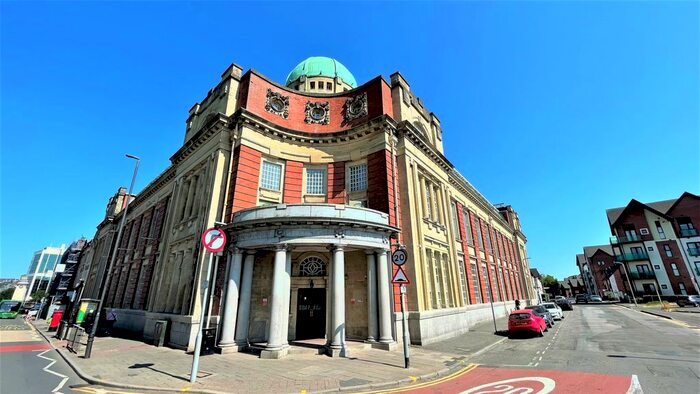 1 Bedroom Flat To Rent In The Old Arts College, Clarence Place, Newport, NP19
