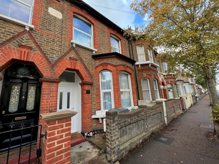 3 Bedroom Terraced House To Rent In Ferndale Road, Leytonstone, E11