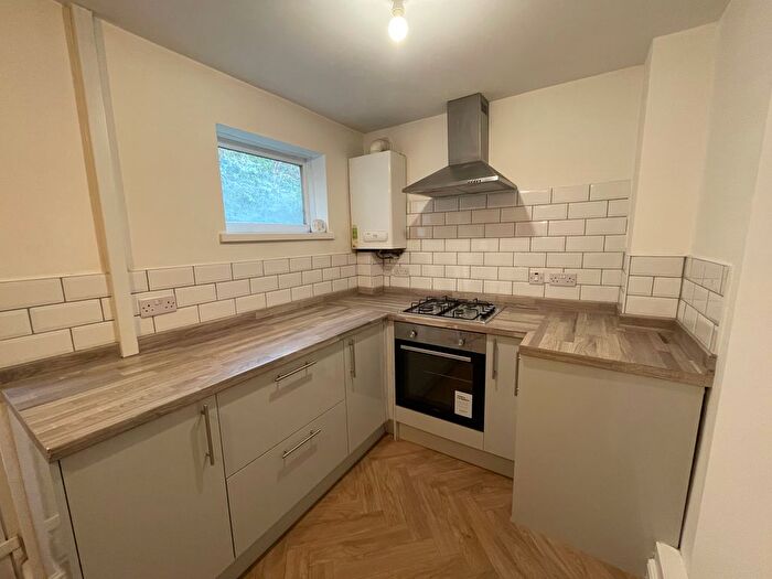 3 Bedroom Terraced House To Rent In Old Rd, Neath, SA11