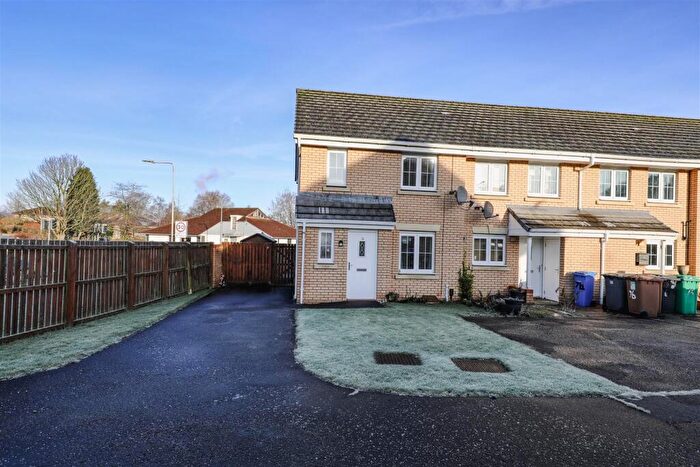 3 Bedroom End Of Terrace House For Sale In Woodlea Grove, Glenrothes, KY7