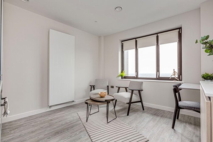 Studio To Rent In College Road, Croydon, CR0