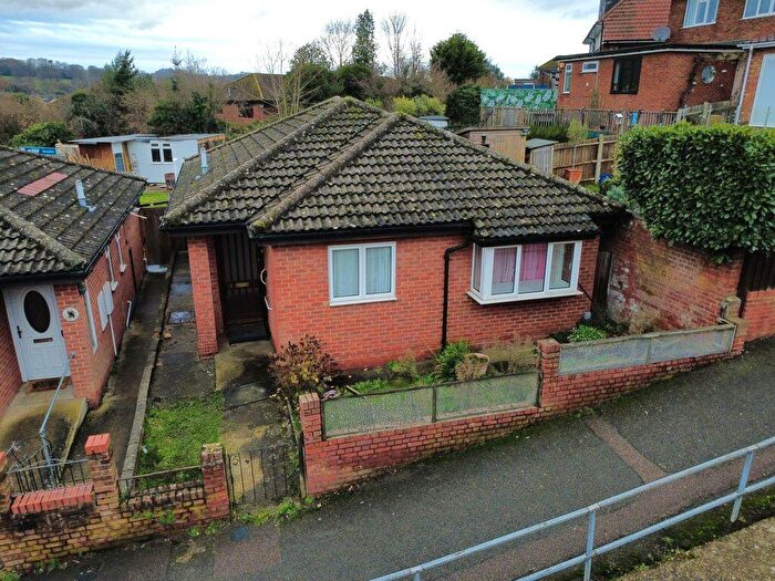 2 Bedroom Detached Bungalow For Sale In Fairway Court, Hemel Hempstead, HP3