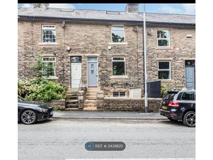 2 Bedroom Terraced House To Rent In Oldham Road, Sowerby Bridge, HX6
