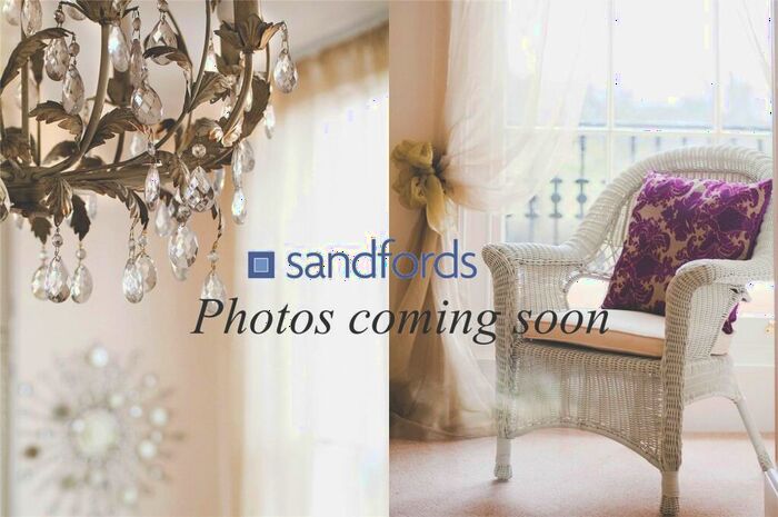 Flat To Rent In Warren Court, Euston Road, London, NW1