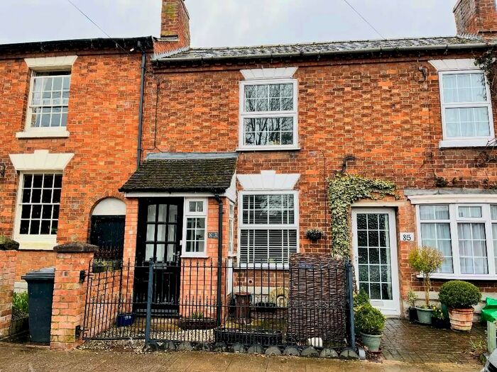 2 Bedroom Terraced House To Rent In High Street, Alcester, B50