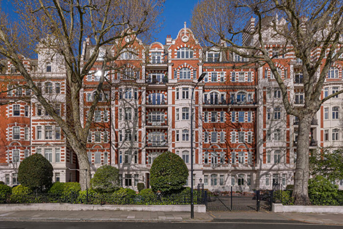 5 Bedroom Flat For Sale In North Gate, Prince Albert Road, St John's Wood, London, , United Kingdom, NW8