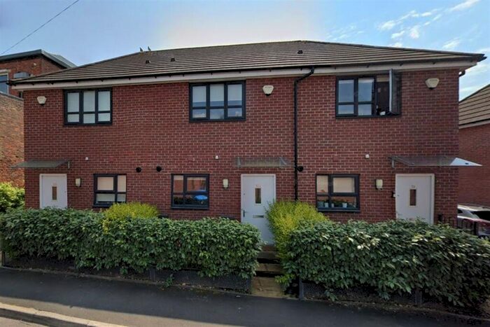 2 Bedroom End Of Terrace House To Rent In Stonehouse Drive, New Broughton, Salford, M7