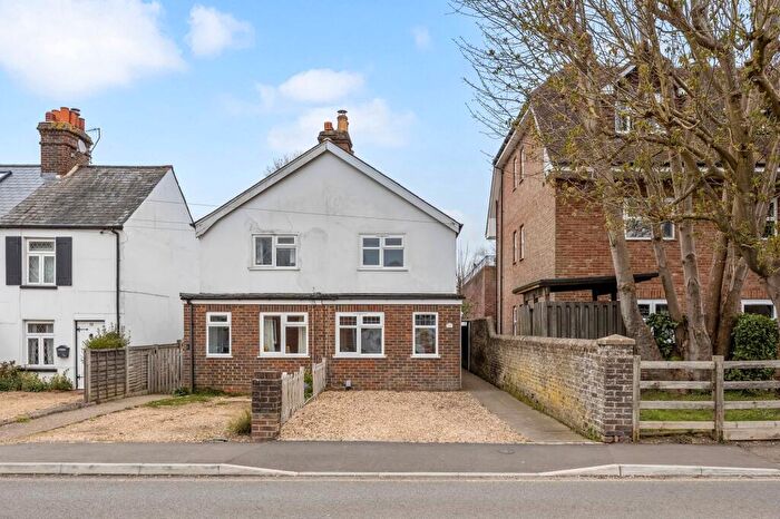 2 Bedroom Semi Detached House For Sale In Albert Road, Horley, RH6