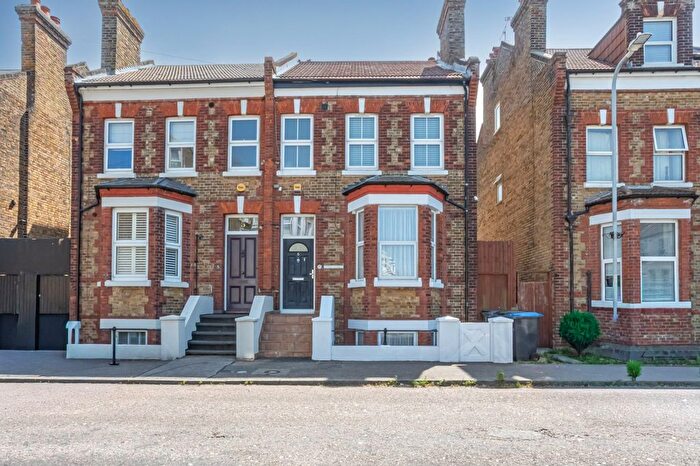 5 Bedroom Semi Detached House For Sale In Stanley Road, Cliftonville, Margate, Kent, CT9