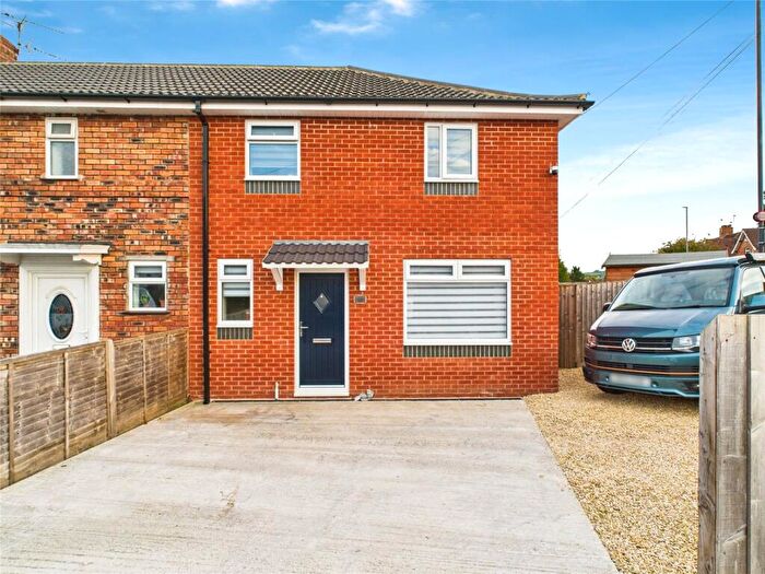 3 Bedroom End Of Terrace House For Sale In Somerdale Avenue, Bristol, BS4