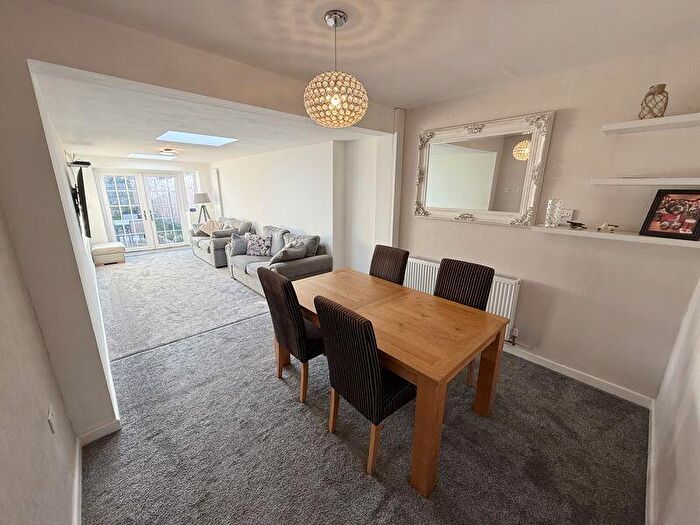 2 Bedroom Bungalow For Sale In Station Road, Flitwick, MK45