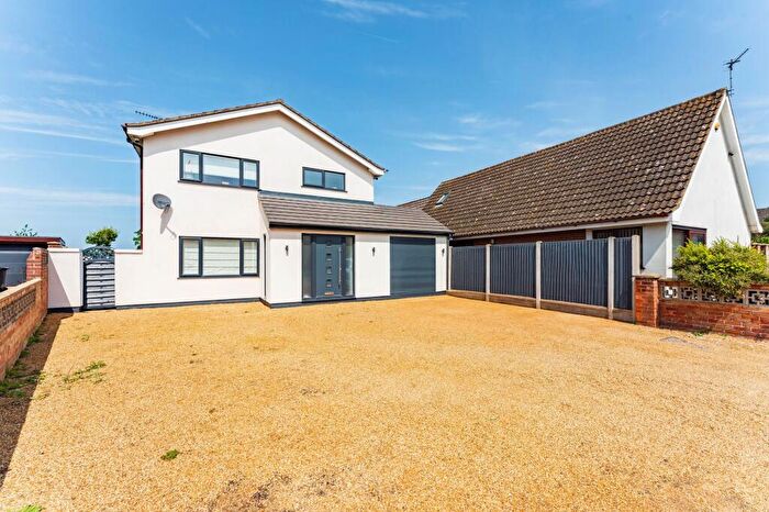 4 Bedroom Detached House For Sale In Bure Close, Great Yarmouth, NR30