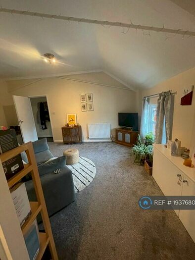 1 Bedroom Flat To Rent In Millers Mews Turner St, Lincoln, LN1