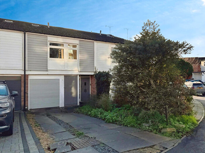 4 Bedroom Terraced House For Sale In Little Dippers, Pulborough, RH20