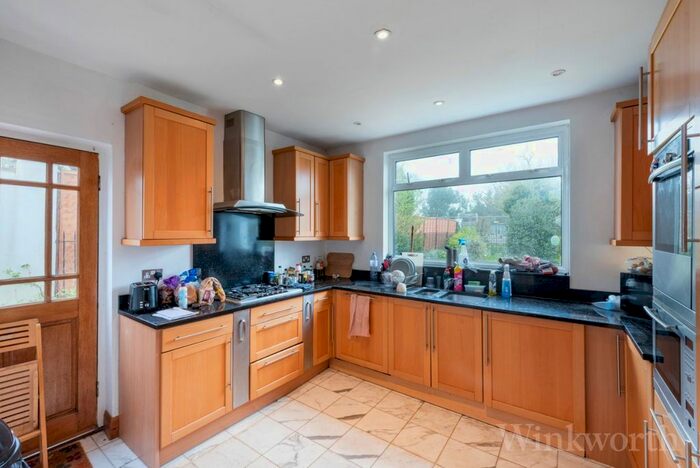 3 Bedroom Detached House To Rent In Horniman Drive, London, SE23